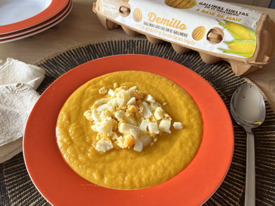 Crema de calabaza con huevo cocido